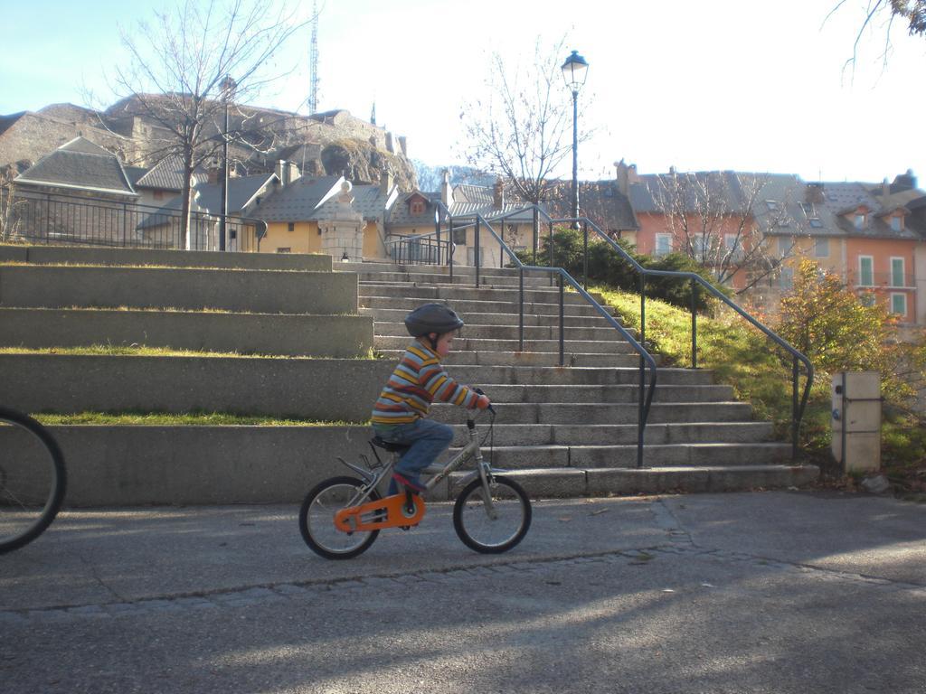 Pres Des Forts Briancon  Exterior photo